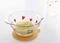 Coffret Repas En Verre Duralex Cœurs -Soins Pour Bébé coffret repas verre duralex coeurs biberon francais bambinou ambiance bol