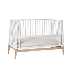 Leander Lit Luna 60 X 120 Chêne / Blanc 24 Leander Lit Luna 60 X 120 Chêne / Blanc -Soins Pour Bébé kit conversion pour lit luna 60 120 cm blanc leander bambinou lit barriere 1 1