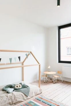 Childhome Lit Enfant Cabane 90 X 200 Cm Naturel 22 Childhome Lit Enfant Cabane 90 X 200 Cm Naturel -Soins Pour Bébé lit enfant cabane 90 200 naturel childhome bambinou chambre