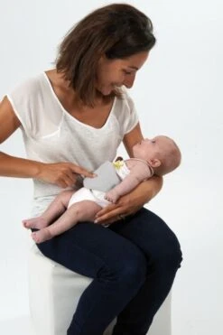 Candide Mini Bouillotte De Massage Ventre De Bébé Gris 6 Candide Mini Bouillotte De Massage Ventre De Bébé Gris -Soins Pour Bébé mini bouillotte massage bebe candide bambinou 4