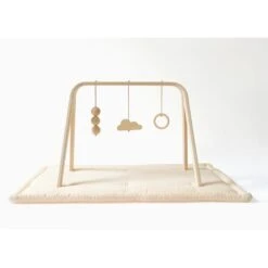 Arche D’éveil Naho Avec Jouets En Bois 9 Arche D’éveil Naho Avec Jouets En Bois -Soins Pour Bébé tapis eveil tami milk charlie crane bambinou arche 1