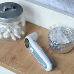 Beaba Thermomètre Infrarouge Auriculaire Et Frontal Thermospeed 38 Beaba Thermomètre Infrarouge Auriculaire Et Frontal Thermospeed -Soins Pour Bébé thermometre infrarouge auriculaire frontal thermospeed beaba bambinou ambiance 9