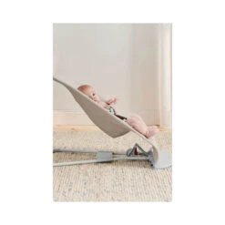 Babybjorn Transat Bliss Jersey 3D -Soins Pour Bébé transat bliss cadre gris clair jersey 3d beige clair babybjorn bambinou profil